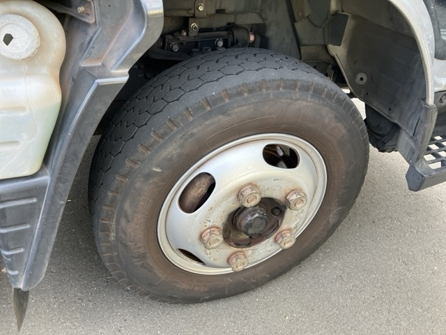 MITSUBISHI CANTER 2016