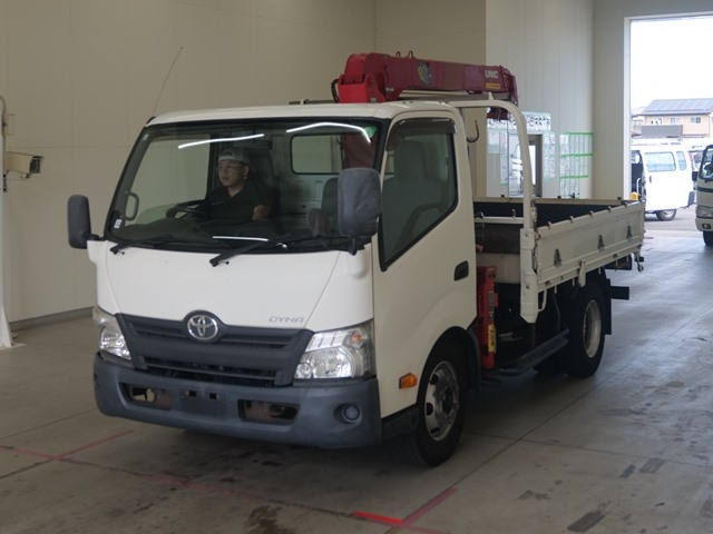 TOYOTA DYNA 2015