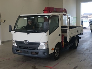 TOYOTA DYNA 2015