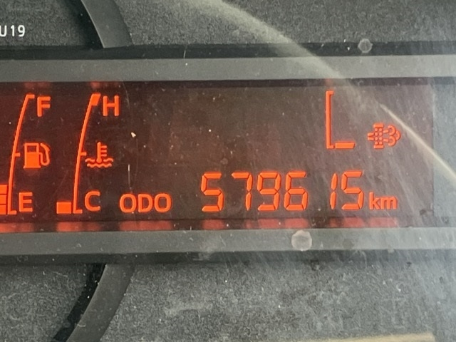 TOYOTA DYNA 2015