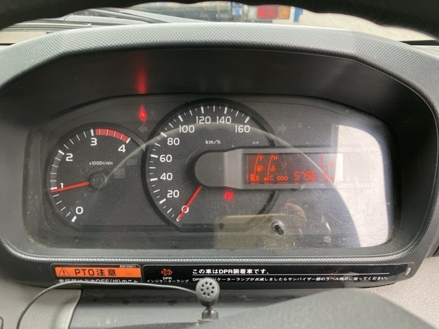 TOYOTA DYNA 2015