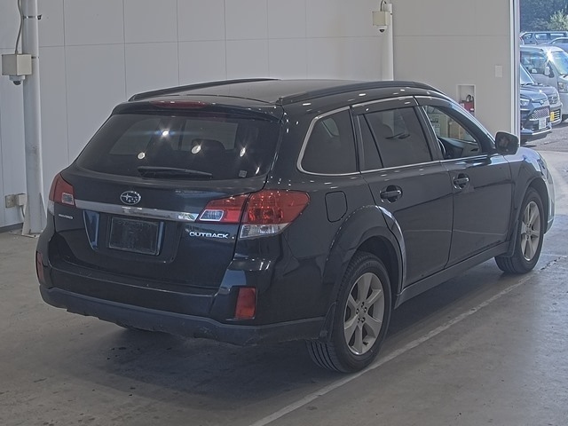 SUBARU LEGACY OUTBACK 2012