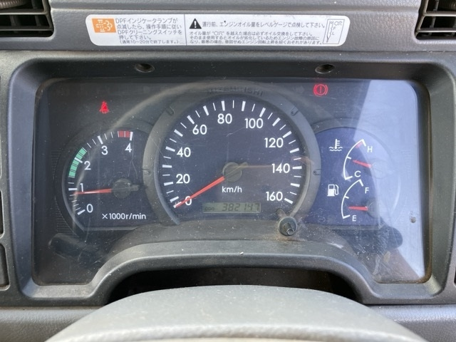 MITSUBISHI CANTER 2010