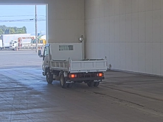 ISUZU ELF 2016