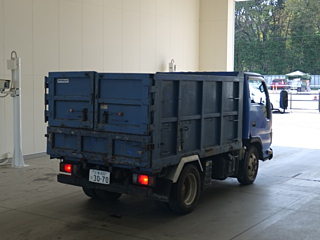 ISUZU ELF 2011