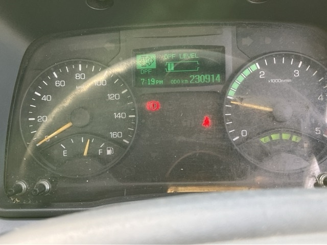 MITSUBISHI CANTER 2013