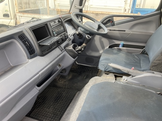 MITSUBISHI CANTER 2013