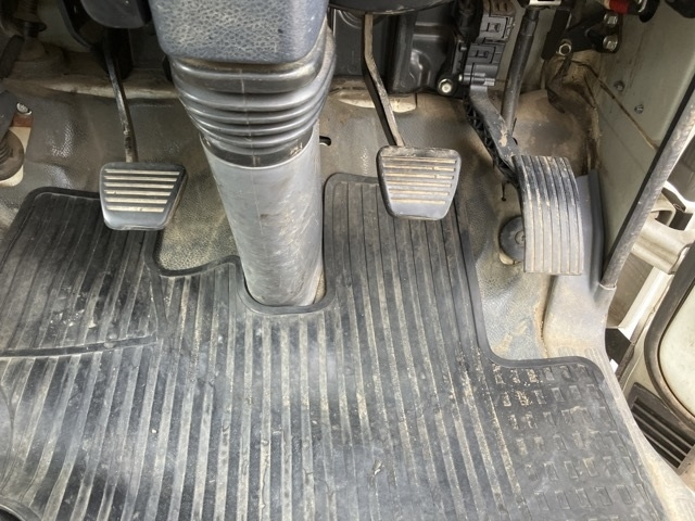 MITSUBISHI CANTER 2015