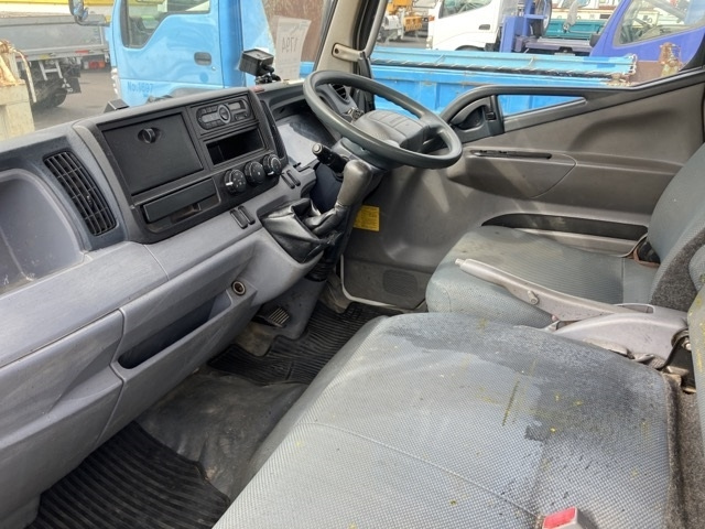 MITSUBISHI CANTER 2015