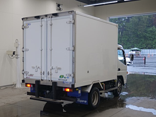 MITSUBISHI CANTER 2015