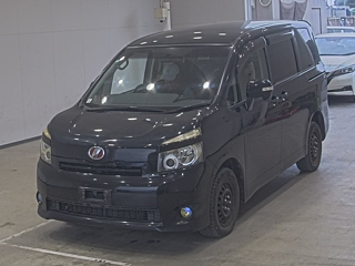 TOYOTA VOXY 2009