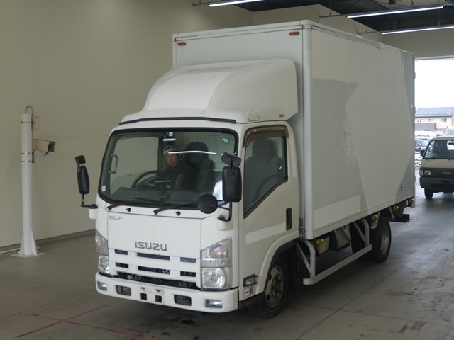 ISUZU ELF 2013