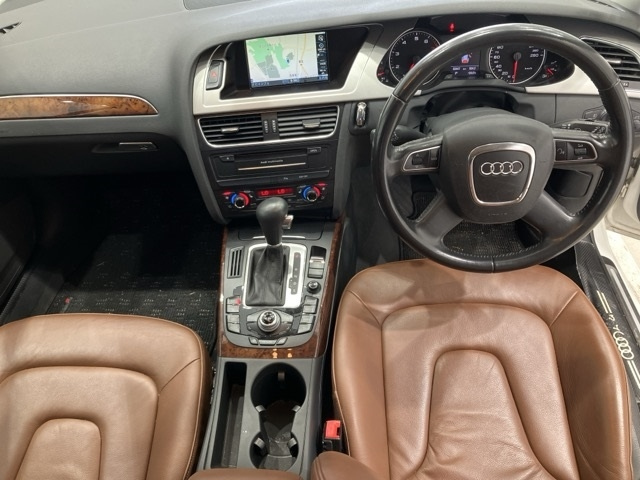 AUDI A4 2010