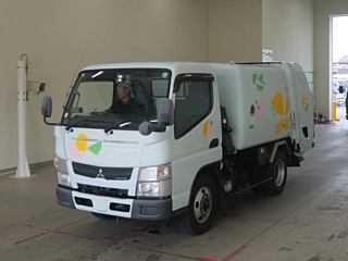 MITSUBISHI CANTER 2014