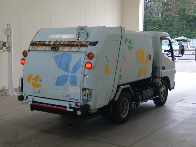 MITSUBISHI CANTER 2014