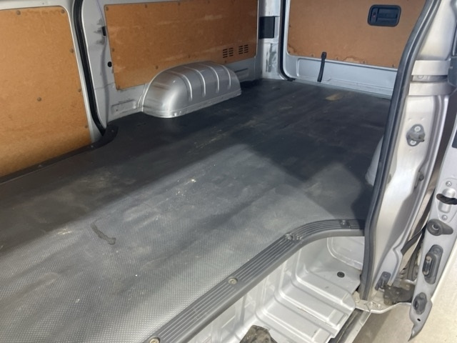 TOYOTA HIACE VAN 2017