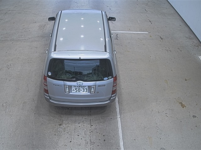 TOYOTA SUCCEED 2011