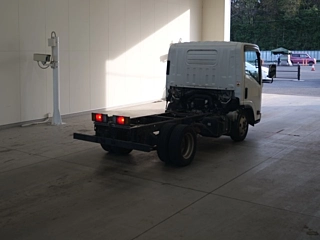 ISUZU ELF 2009