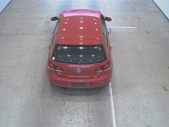 VOLKSWAGEN GOLF 2010