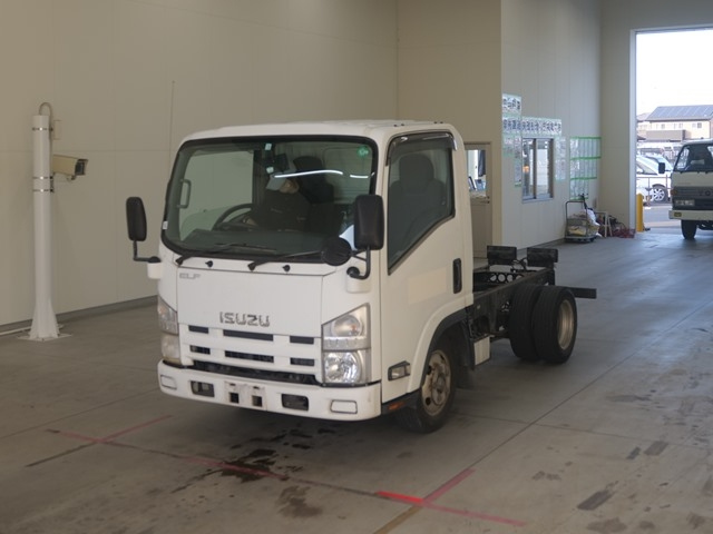 ISUZU ELF 2009