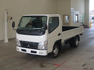 MITSUBISHI CANTER 2011
