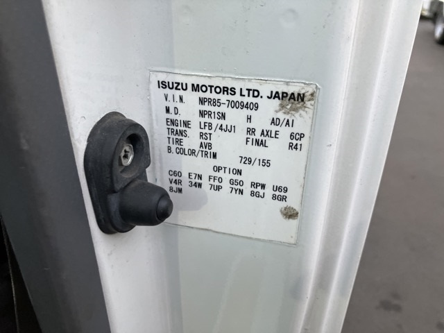 ISUZU ELF 2008