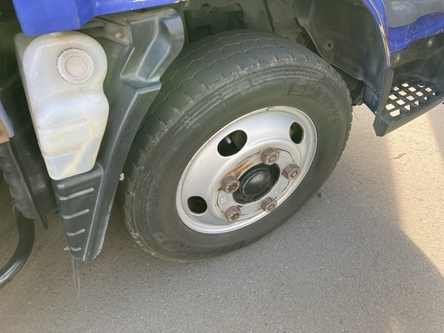 MITSUBISHI CANTER 2015