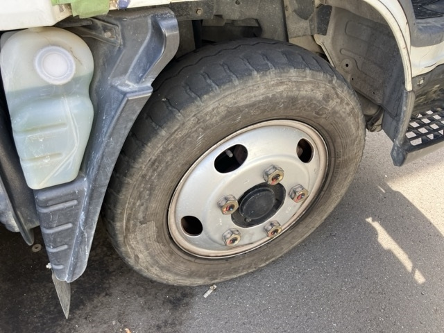 MITSUBISHI CANTER 2013