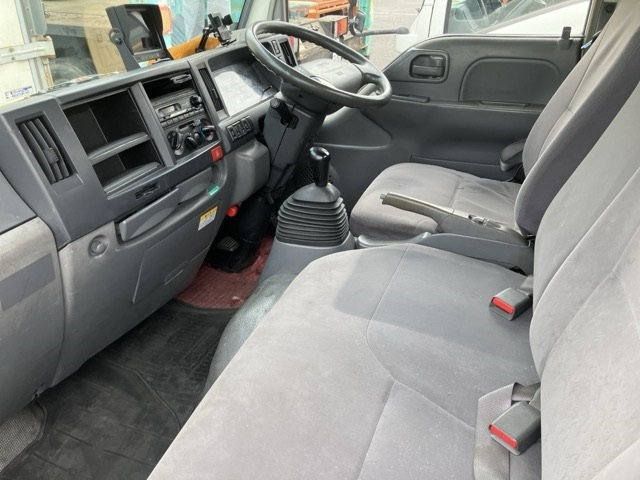 ISUZU ELF 2010