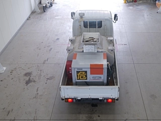 NISSAN CONDOR 2009