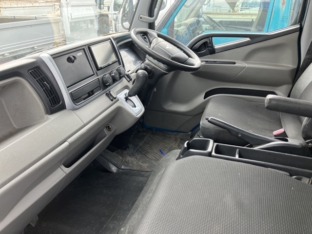 MITSUBISHI CANTER 2016