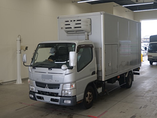 MITSUBISHI CANTER 2014