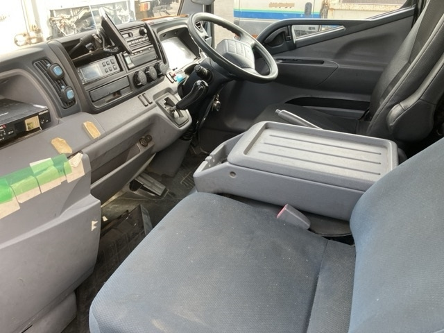 MITSUBISHI CANTER 2014