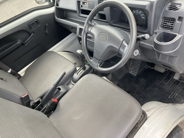 SUBARU SAMBAR 2015