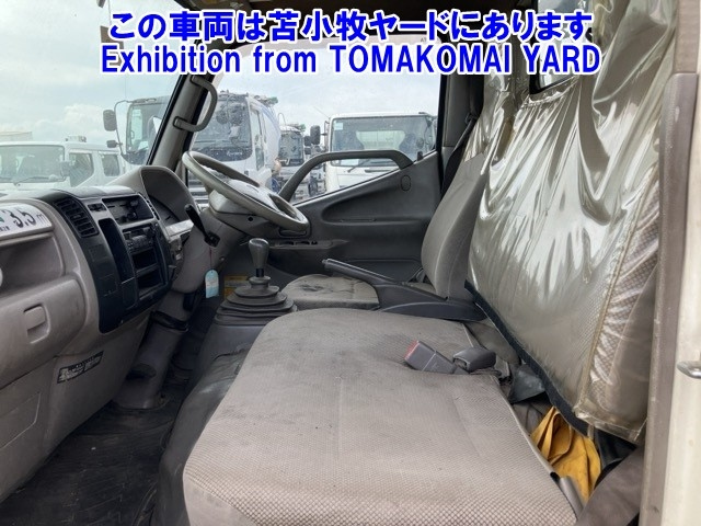 TOYOTA DYNA 2009