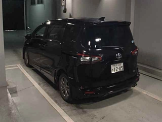 TOYOTA SIENTA 2017
