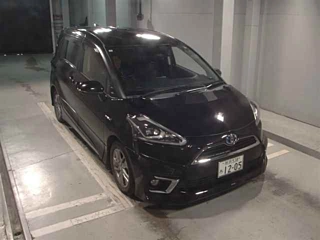 TOYOTA SIENTA 2017