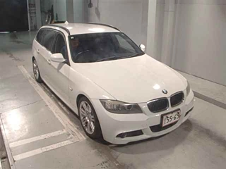 BMW 3 SERIES 2010