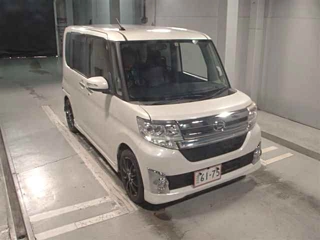 DAIHATSU TANTO 2014