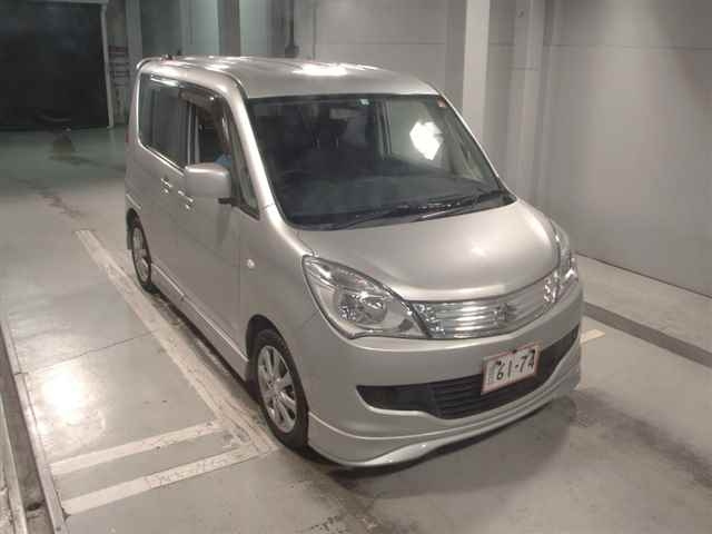 SUZUKI SOLIO 2012