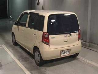 HONDA LIFE 2010