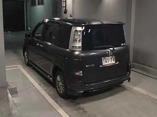 TOYOTA SIENTA 2011