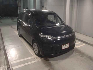 TOYOTA SPADE 2015