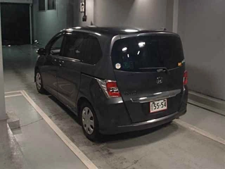 HONDA FREED 2015