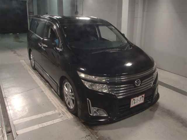 NISSAN ELGRAND 2010