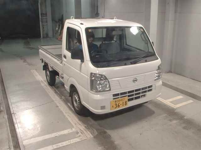 NISSAN CLIPPER TRUCK 2023