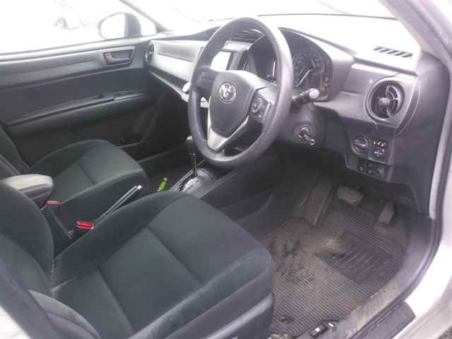 TOYOTA COROLLA AXIO 2019