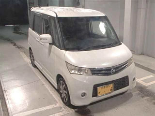 NISSAN ROOX 2011