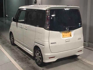 NISSAN ROOX 2011