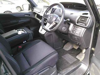 NISSAN SERENA 2017